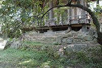 차가운 물처럼 맑은 정신을 닦는 수양 공간