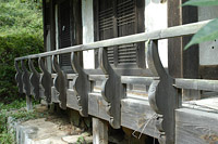 집 주변의 산간정자