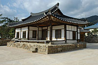 일제치하 순사 주재서였던 화수정사