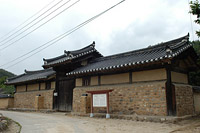 잘 관리되고 있는 의성김씨 남호구택