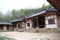  화지재(花池齋)