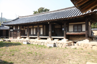 의암고택(依巖古宅)