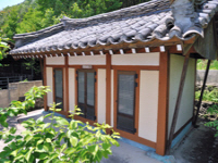 성동정사(聖東精舍)