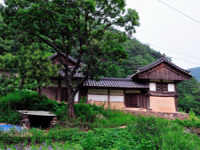 덕후루(德厚樓)