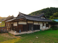 인량리용암종택(仁良里龍巖宗宅)