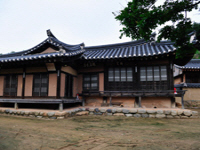 영양남씨괴시파종택(英陽南氏槐市派宗宅)