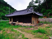 영덕 괴시리(槐市里) 스므나골 재사(齋舍)