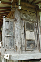 소나무와 눈을 상징하는 송설헌