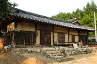 종릉을 수호하는 집