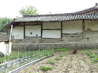 단운마을에 들어선 권경행의 재사