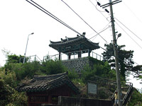 과거의 모습을 잃은 봉송대