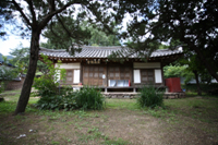 여남강당(汝南講堂)